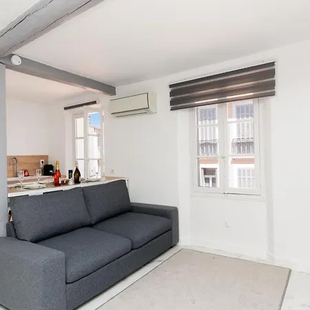 Renoveted - - Ac * Cannes